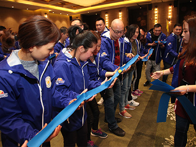 新的員工集合中